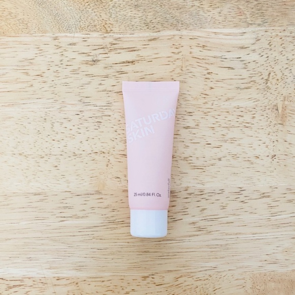 🎀2/25🎀 25 ML Saturday Skin Waterfall Face Cream Mini